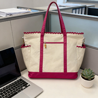 Tas Tote Kanvas Monogram dengan Tali Selempang, Kantong Resleting, Hiasan Rick Rack, Kantong Samping untuk Piknik dan Perjalanan