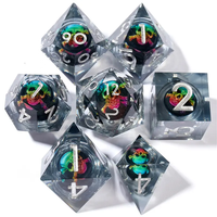 Set Dadu DND Polihedral Resin Biru Berbintang Buatan Tangan dengan Inti Cair dan Tengah Tengkorak Pelangi