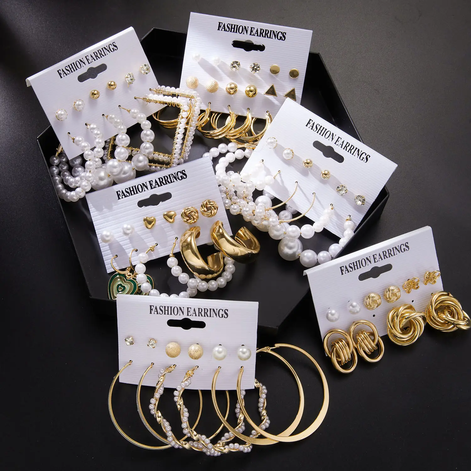 Luxury Creative French Retro Fashion Jewelry Hoop Pearl Butterfly Designer Earrings Set