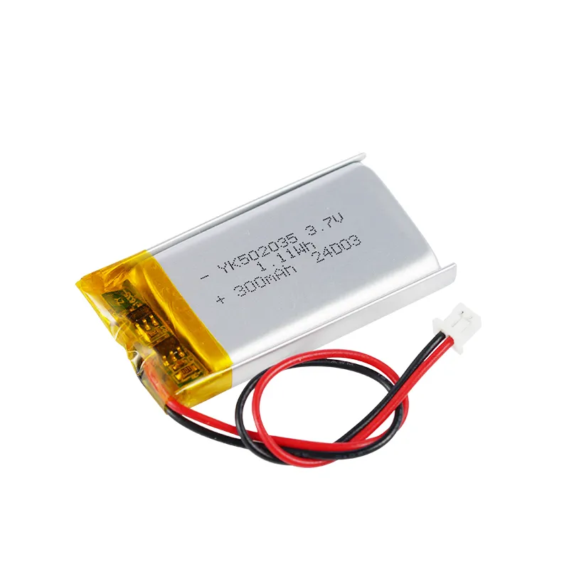 अनुकूलित 502035 रिचार्जेबल लिथियम पॉलिमर बैटरी सेल 3.7v डिजिटल बैटरी सेलफोन ब्लूटूथ लाइपो बैटरी