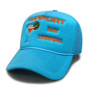 Großhandel Western Bull Design 5-Panel Mesh-Back Cap für Herren – OEM ODM, niedrige Mindestbestellmenge, individuelle 3D-Prägung und Stickerei, Trucker Cap - Product Image 4