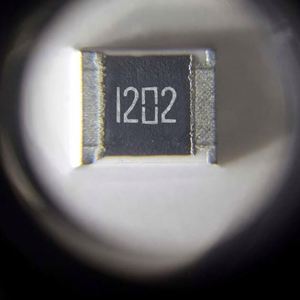 Manufacturer Direct RR3225 1210L1202FT 1210 3225 Resistors Chip Resistors SMD Resistors 12Kohm 1% 1/2W Thick Film Resistor - Product Image 1