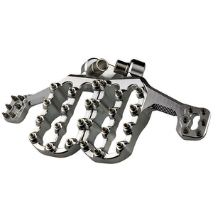Repose-pieds créatifs en forme de <span class=keywords><strong>moto</strong></span> en alliage d'aluminium CNC - Design unique ajouré antidérapant pour conducteur et passager - Product Image 3