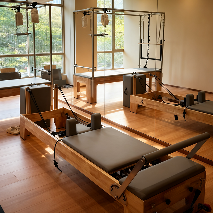 Reformer de pilates de roble negro