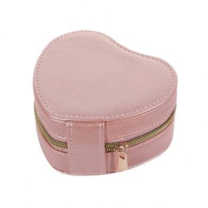 Caja de Joyería Retro de PU, Mini Caja de Joyería Portátil con Tapa Abatible, Caja de Almacenamiento Antioxidante para Anillos y Pendientes - Product Image 6