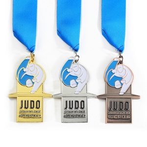 Non rinunciare mai alle medaglie di Judo oro argento rame medaglia quadrata smalto personalizzato Judo Taekwondo arti marziali bambini medaglia competitiva - Product Image 4