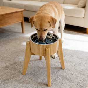 Certification de qualité Bol pour animaux de compagnie surélevé en bambou Grand chien Support de bol à nourriture lente avec bol en acier inoxydable pour une utilisation en cuisine - Product Image 1