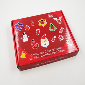 Ensemble de biscuits de Noël avec rouleau à pâtisserie, <span class=keywords><strong>emporte</strong></span>-pièces en forme de cerf, d'ange et de pomme - Product Image 6