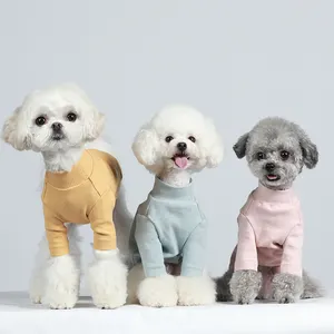 2024工場ホットシャツパーカーパーソナライズされたカスタマイズされたアパレルチャーム製品ペット服犬アクセサリーメーカー