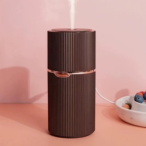 Diffuseur portable USB Diffuseur d'arômes de voiture rechargeable Humidificateur d'air Mini diffuseur d'huiles essentielles sans fil alimenté par batterie - Product Image 1