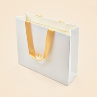 Sacs à provisions en papier de magasin avec marque personnalisée Sacs-cadeaux en carton avec votre propre logo pour l'artisanat et les fourrures dans les petites entreprises