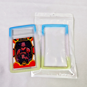 Nuevo diseño Diseño libre Color degradado Material plástico firme 35PT Graded Trading Card Slab case Protector Gradient Bumper - Product Image 1