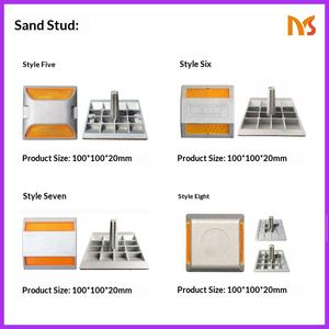 مسامير عاكسة مضادة للصدأ مصنوعة من الألومنيوم المصبوب وملء بالرمل، بشعار مربع بارز، مقاومة للضغط، ذات وجهين للطرق - Product Image 3