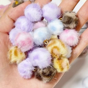 Llavero de Peluche con Estampado de Leopardo y Pompón de 1.5 cm, Suave, Accesorio de Joyería DIY, Cadena para Teléfono con Mosquetón de Moda, Forma de Bola, Hecho a Mano - Product Image 3