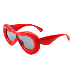 Sunglasses Women Large <b>Frame</b> <b>Black</b> PC UV400 Class 2 Sunshades Fashionable Street Style - Product Image 4