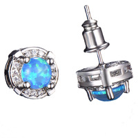 Boucles d'oreilles en argent sterling 925, design élégant et raffiné, opale bleue naturelle