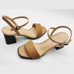 Mulheres Saltos 2019 SandalsWomens Sandália Moda Verão 2020 de Couro E Senhoras Sapatos de Salto Alto