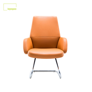 Chaise de bureau Kepo, chaise de travail en cuir à dossier moyen sans roulettes, chaises pour invités pour salle de conférence - Product Image 2