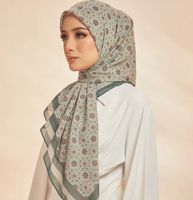 Écharpe carrée en voile de coton imprimé personnalisée Malaisie 2024 Hijab Tudung Bawal Coton Hijabs pour femmes musulmanes