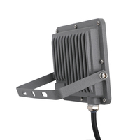 Éclairage de sécurité en aluminium IP66 personnalisable pour tunnels, terrains de basketball, patios et zones commerciales, lampes à LED