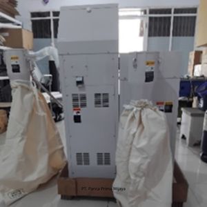 เครื่องสีข้าวขนาดเล็ก PHM1500 เครื่องขัดข้าวเปลือกให้เป็นข้าวขาว ปรับระดับการขัดได้ กำลังไฟ 1500 วัตต์ สำหรับใช้ในฟาร์ม - Product Image 3