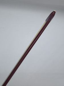 Arco de Violonchelo Redondo Estilo Francés ZWA13 - Calidad Premium de Pernambuco Hecho a Mano para Violoncellistas Profesionales y Estudiantes Avanzados - Product Image 6
