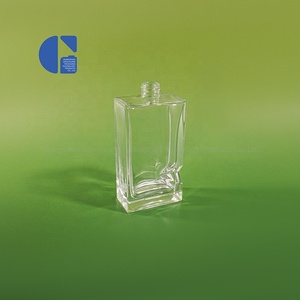 Gaochuang Tùy Chỉnh Sang Trọng Rỗng Flacon De Parfum Phun Container Vít 50Ml Và 100Ml Nước Hoa Thủy Tinh <span class=keywords><strong>Atomizer</strong></span> Chai Trong Kho - Product Image 3