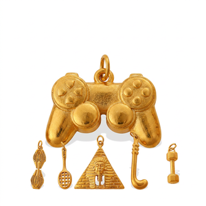 Armée dorée |   Pendentif breloque en acier inoxydable plaqué or PVD 18 carats avec cristaux de strass sertis clos |   Durable et imperméable - Product Image 1