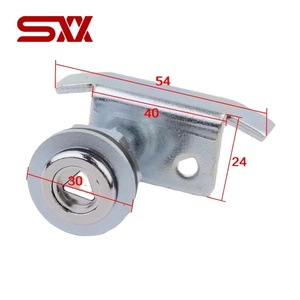 Serrure triangulaire universelle pour <span class=keywords><strong>porte</strong></span> de couloir d'ascenseur, disponible pour les côtés gauche et droit, pièces de rechange pour <span class=keywords><strong>porte</strong></span> de palier d'ascenseur - Product Image 2