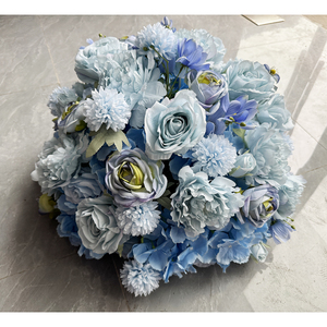 Boule de fleurs artificielles personnalisable, centre de table, arrangement de roses chrysanthèmes bleu grisâtre, décorations de mariage - Product Image 1