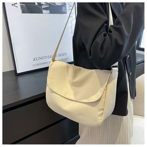 Sac à bandoulière décontracté et simple, couleur unie, multi-usages, grande capacité, style sac messager - Product Image 6