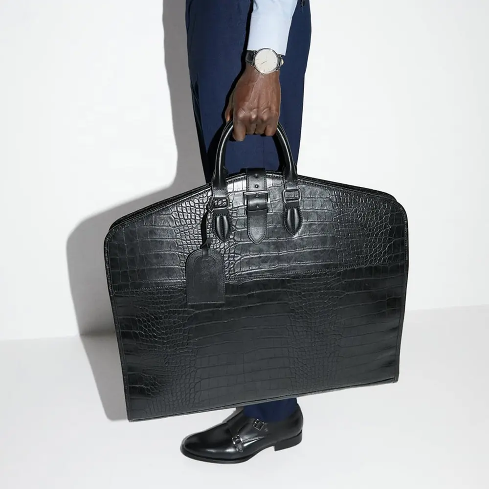 Custom Logo Fashion Premium Suit Carrier Croc Leather Black Men Travel Garment Cover Garment Bags for Storage