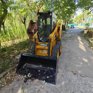Mini chargeuse compacte chargeuse originale sur pneus cat 226b type caterpillar matériel d'occasion 2 tonnes - Product Image 3