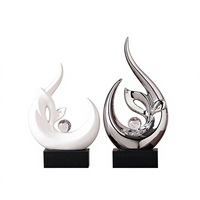 Sculpture abstraite moderne en céramique blanche, décoration d'art, ornement de table avec base pour salon, meuble TV, décoration de la maison, cadeau