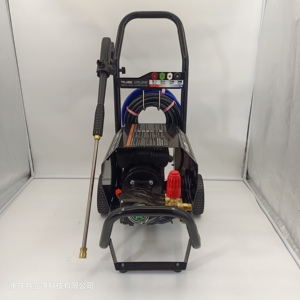 Nettoyeur haute pression électrique pour <span class=keywords><strong>voiture</strong></span> 2000 PSI/138 bars avec <span class=keywords><strong>brosse</strong></span> pour tapis, idéal pour les professionnels et l'usage domestique en extérieur - Product Image 4