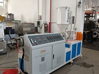Machine de fabrication de tubes, tuyaux, conduites et flexibles pneumatiques en plastique PU à vis simple Fosita 8MM