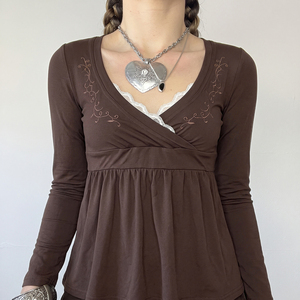 Women's Y2K Embroidered Lace <b>Patchwork</b> Wrap V Neck Long Sleeve Babydoll <b>Top</b> Slim Fit Casual T-Shirt - Product Image 3