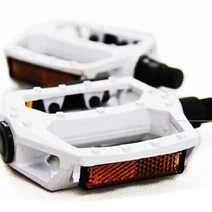 Pédales de vélo de montagne en alliage d'aluminium bleues antidérapantes pour VTT - Product Image 3