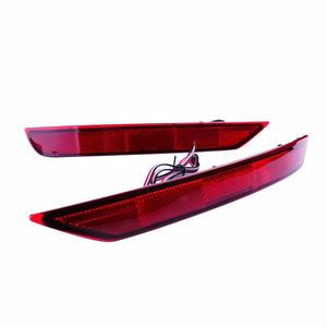 Luces Traseras LED para Subaru Forester 12V, Luz de Freno Roja con Arnés de Cableado - Product Image 1