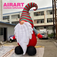 Gnome de Noël gonflable géant personnalisé, grand gnome gonflable debout avec chapeau rayé pour la décoration de centres commerciaux, de cours et d'événements festifs