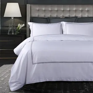 QUNZHEN premium logo custom copripiumino bianco 100% cotone set lenzuola biancheria da letto all'ingrosso lenzuola di seta set