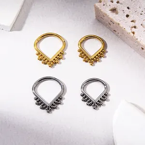G23 Seamless Segment Hoop Heart CZ Titanium Earrings ASTM F136 Rook Piercing Gold Titanium Jewelry Accessories