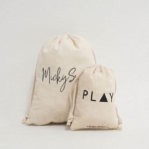 Petits sacs à cordon en calicot avec logo personnalisé pour l'emballage de maillots de bain, pochettes à double cordon, sacs de natation - Product Image 3