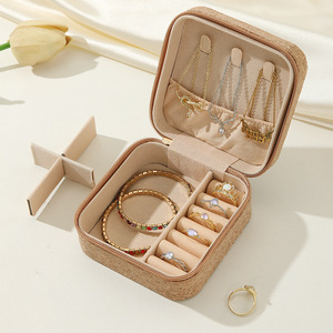 Custom Fashion Retro Style Portable Earrings Necklace Box <b>Jewelry</b> <b>Case</b> Luxury Travel <b>Jewelry</b> Box for Necklace Ring Earrings - Product Image 3