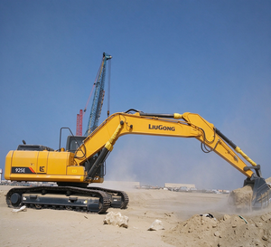 Excavadora 925E con Configuración de Orugas Estrechas para Obras con Acceso Restringido y Proyectos de Excavación Especializados - Product Image 3