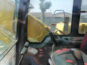 รถขุดตีนตะขาบ PC120 Komatsu มือสองน้ำหนัก1ตันประกอบกับเครื่องยนต์ของอีซูซุและส่วนประกอบหลัก-มอเตอร์และปั๊ม - Product Image 5