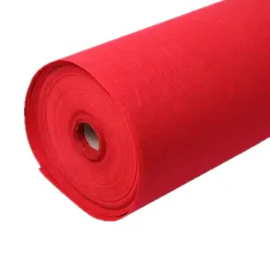 Vente en gros de nouveaux rouleaux de tissu non-tissé Spunbond pour animaux de compagnie Tissu non-tissé Spunbond en polyester