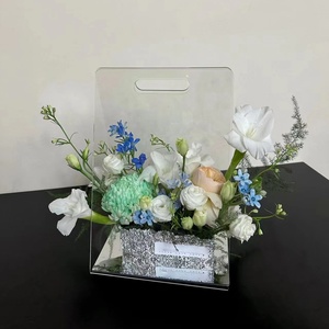 Mode Portable Transparent Acrylique Triangle Fleur Boîte Main Valise Sacs avec Poignée - Product Image 4