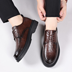 Chaussures habillées en cuir pour hommes, style Oxford, bout rond, à lacets, semelle en caoutchouc antidérapante, pour mariage et affaires, couleur unie, collection automne - Product Image 3