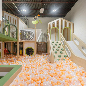 Villaggi Gioco Personalizzati a Tema Casetta sull'Albero con Strutture Complete per Play Cafe, Ristoranti Familiari e Studi di Gioco per Bambini - Product Image 2